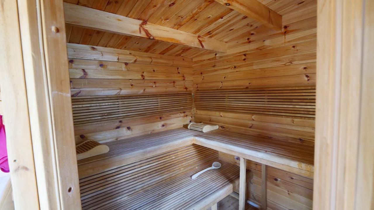 O Et Terre, Gite Ressourcement Bains Spa Cryo Sauna Et Foret Dormelles المظهر الخارجي الصورة